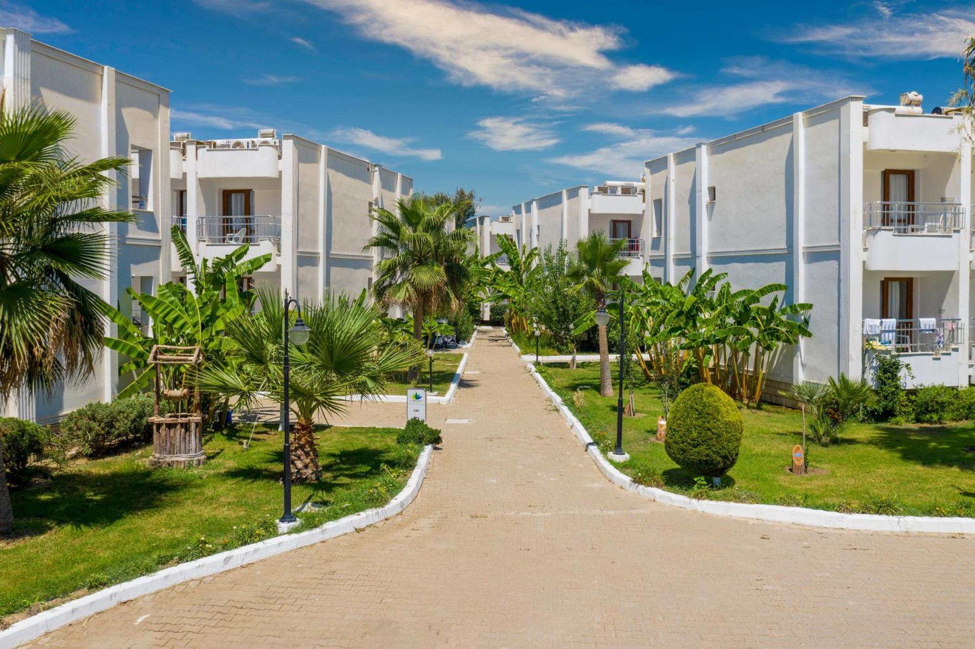Labranda Lebedos Princess Сеферихисар Экстерьер фото